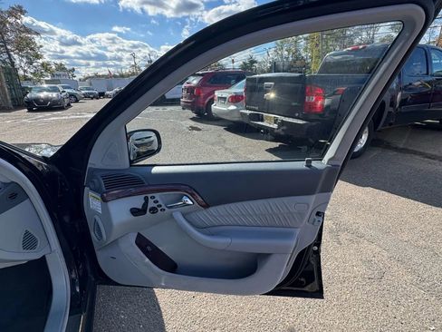 Used 2001 Mercedes-Benz S 500 image 11