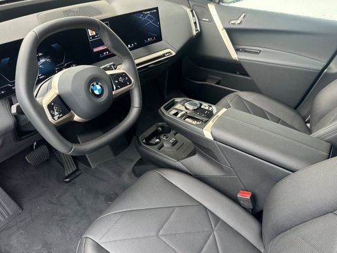 New 2026 BMW iX xDrive60 w/ Premium Package image 9