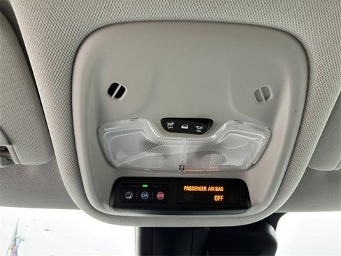 Used 2025 Chevrolet TrailBlazer LT image 29