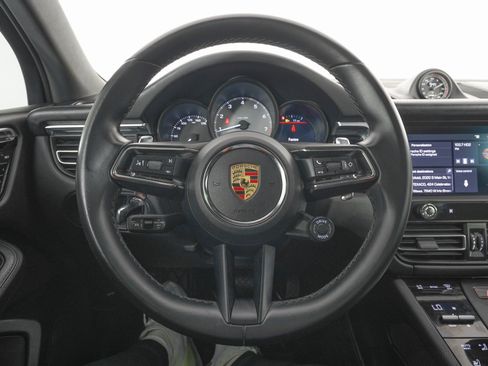 Used 2024 Porsche Macan S image 18