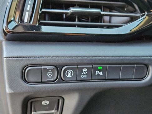 Used 2025 Acura MDX w/ Technology Package FWD image 22