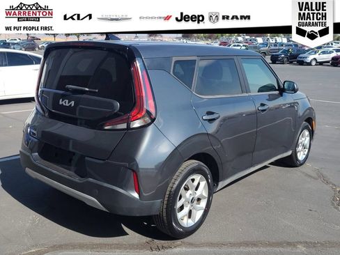 Used 2023 Kia Soul LX w/ Option Group 015 FWD image 5