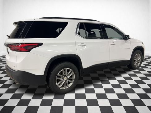 Certified 2023 Chevrolet Traverse LT image 11