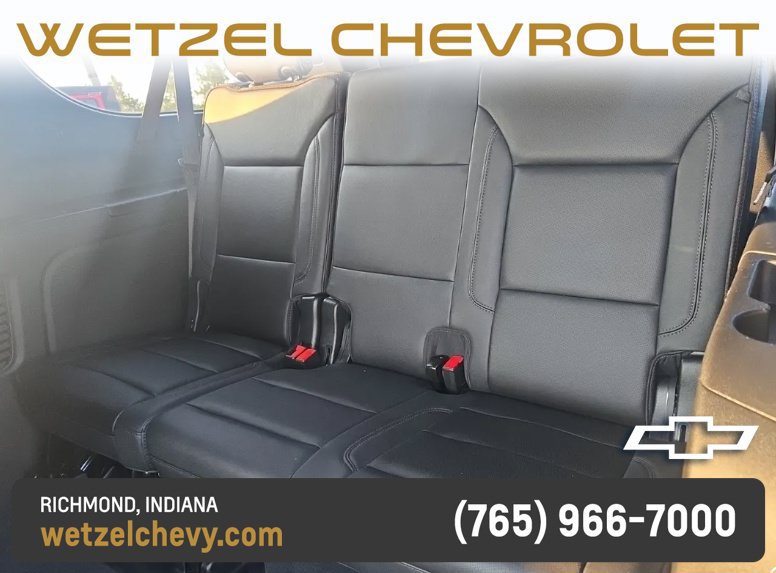 Used 2024 Chevrolet Suburban High Country AWD/4WD image 8