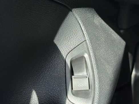 Used 2020 Volkswagen Passat 2.0T S FWD image 24
