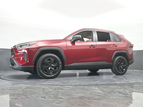 Used 2019 Toyota RAV4 LE image 54