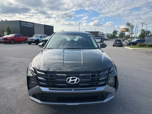 New 2026 Hyundai Tucson SE image 3