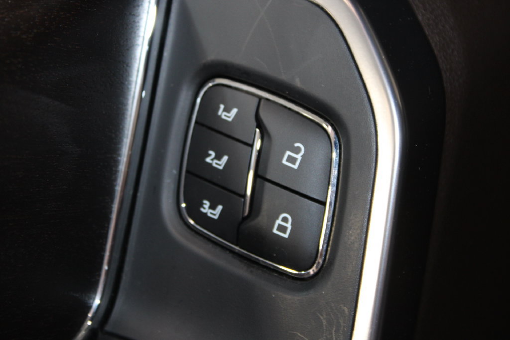 Used 2023 Ford F150 King Ranch w/ Equipment Group 601A High AWD/4WD image 43