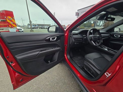 New 2026 Jeep Compass Latitude image 24