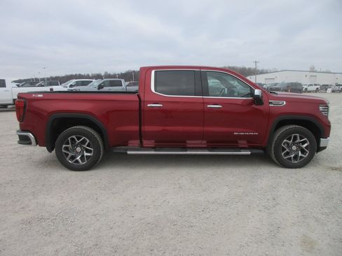 New 2026 GMC Sierra 1500 SLT w/ SLT Premium Plus Package image 3