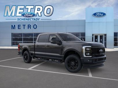 New 2026 Ford F250 Lariat w/ Black Appearance Package