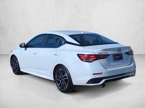 Used 2025 Nissan Sentra SR image 9