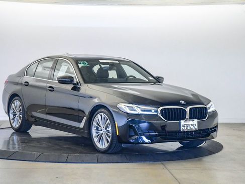 Certified 2023 BMW 530e w/ Convenience Package image 6