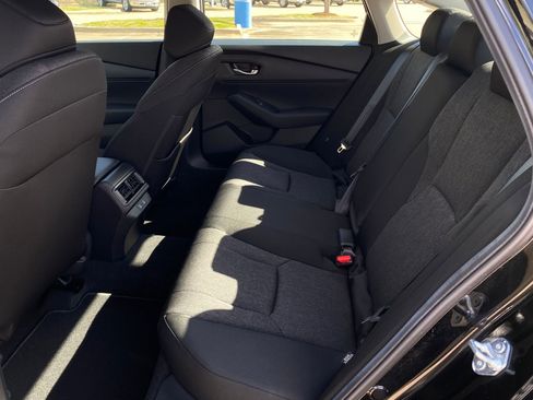 Used 2025 Honda Accord LX image 24