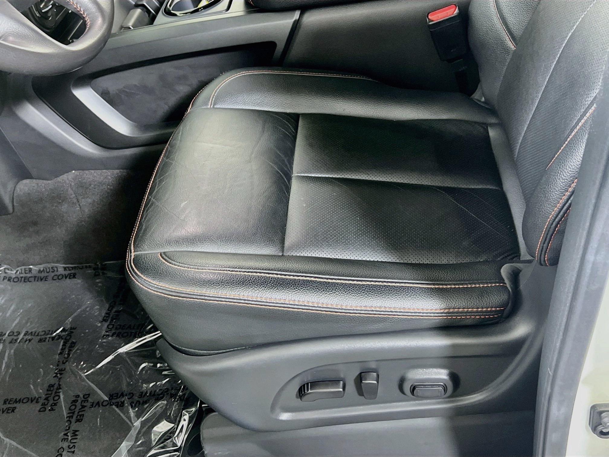 Used 2024 Nissan Titan PRO-4X w/ Pro-4x Convenience Package AWD/4WD image 19