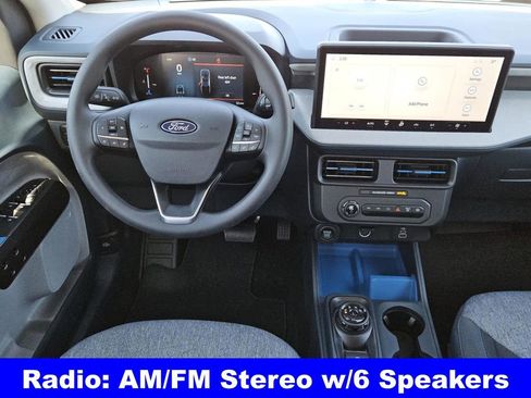New 2025 Ford Maverick XLT image 4