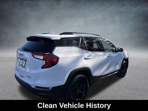 Used 2023 GMC Terrain AT4 image 6