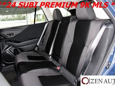 Used 2024 Subaru Outback Premium image 32