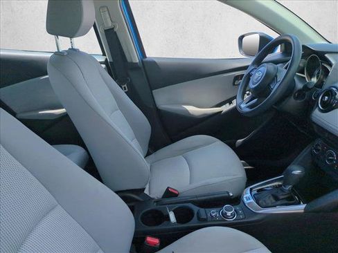 Certified 2019 Toyota Yaris LE FWD image 19