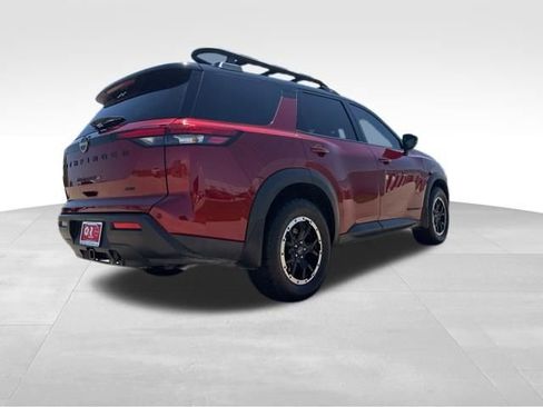 Used 2025 Nissan Pathfinder Rock Creek AWD/4WD image 7
