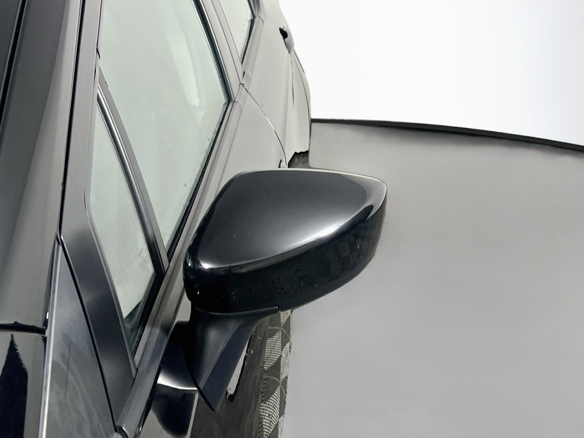Used 2024 Nissan Versa SV FWD image 12