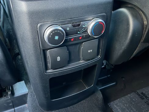 Used 2020 Ford Explorer XLT w/ Equipment Group 202A image 15