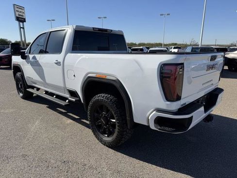 Used 2024 GMC Sierra 2500 AT4 w/ AT4 Preferred Package image 6