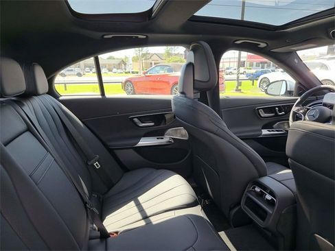 New 2025 Mercedes-Benz E 350 4MATIC Sedan image 7
