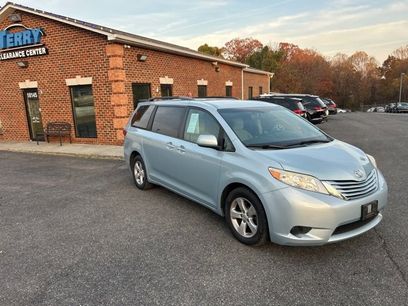 Used 2015 Toyota Sienna LE