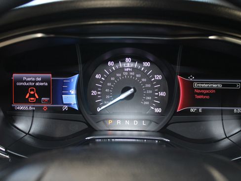 Used 2020 Ford Fusion SE FWD image 11