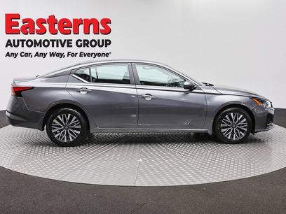 Used 2023 Nissan Altima 2.5 SV