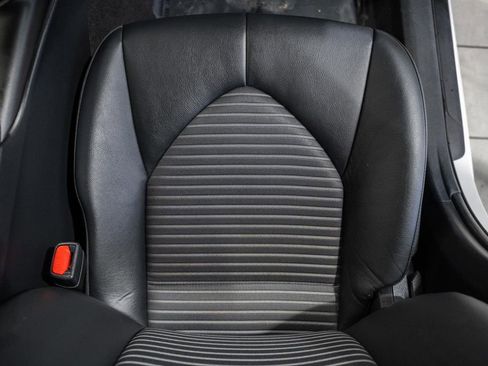 Used 2024 Toyota Camry SE image 26