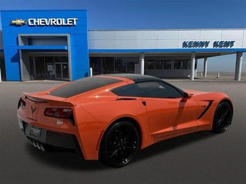 Used 2019 Chevrolet Corvette Stingray Coupe RWD image 5
