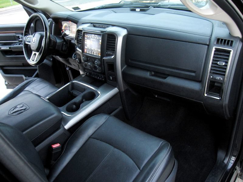 Used 2018 RAM 2500 Laramie w/ Sport Appearance Group AWD/4WD image 26