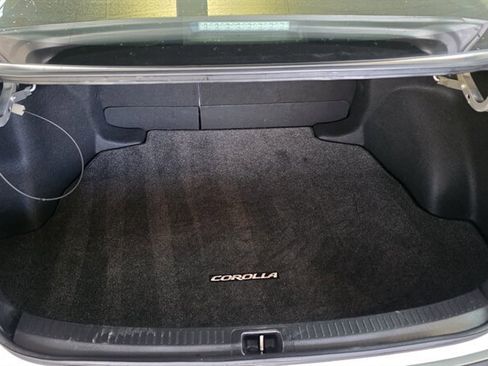 Used 2023 Toyota Corolla LE image 22