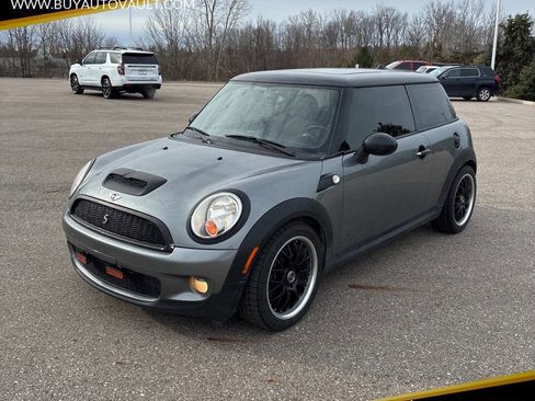 Used 2009 MINI Cooper S image 1