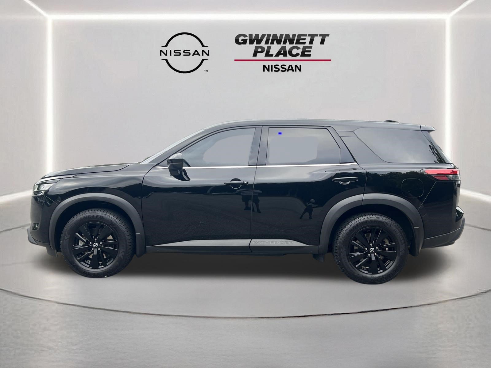 Certified 2022 Nissan Pathfinder S w/ Cargo Package FWD image 20