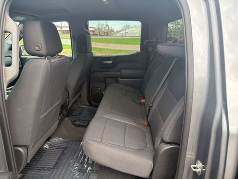 Used 2022 Chevrolet Silverado 1500 LT AWD/4WD image 23