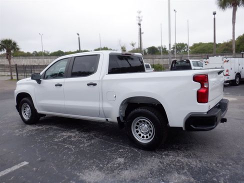 Used 2021 Chevrolet Silverado 1500 W/T w/ WT Value Package image 3