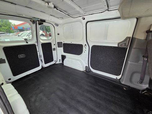 Used 2020 Nissan NV200 S w/ Back Door Glass Package FWD image 19