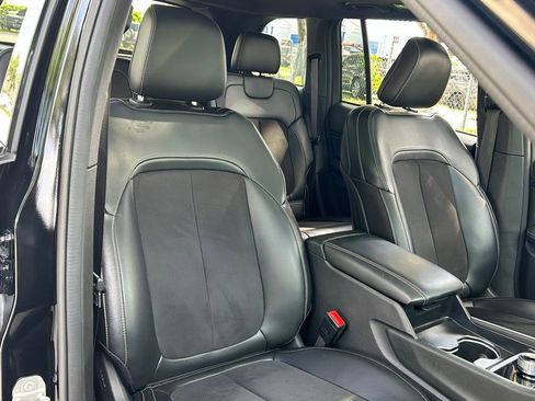 Certified 2024 Jeep Grand Cherokee Altitude image 40