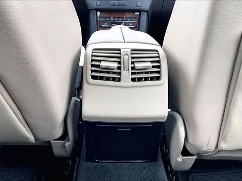 Used 2013 Mercedes-Benz E 350 E 350 Sport image 33