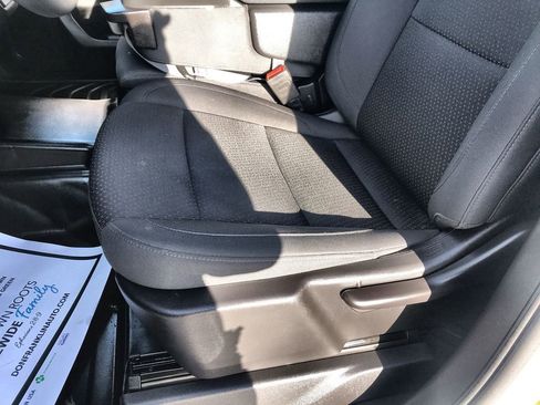 Used 2023 GMC Sierra 1500 Pro w/ Pro Value Package image 12