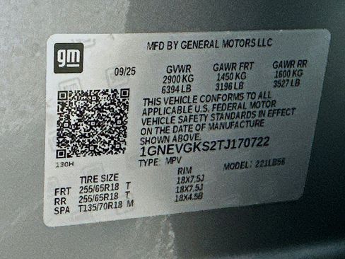 Used 2026 Chevrolet Traverse LT AWD/4WD image 33