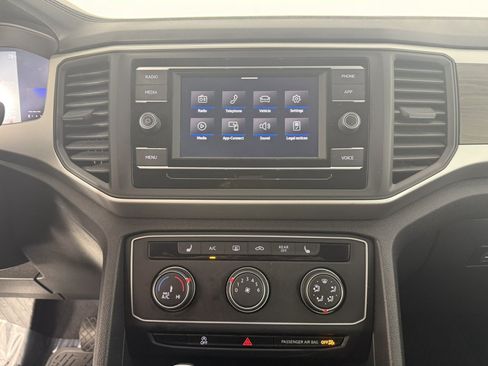 Used 2022 Volkswagen Atlas SE FWD image 21