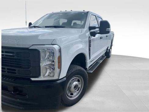 Used 2024 Ford F350 XL w/ 360-Degree Camera Package image 5