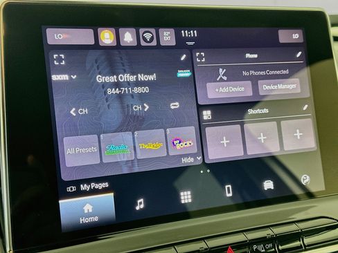 Used 2025 Jeep Compass Trailhawk AWD/4WD image 21