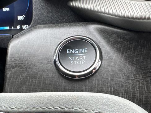 Certified 2025 Ford Explorer Platinum w/ Ultimate Package image 31