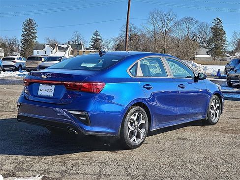 Certified 2019 Kia Forte LXS image 7