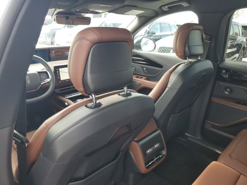 New 2026 Lincoln Nautilus Reserve image 29